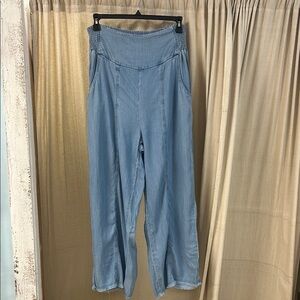 NWT Light Blue Chambray Wide Leg Pants - Very J